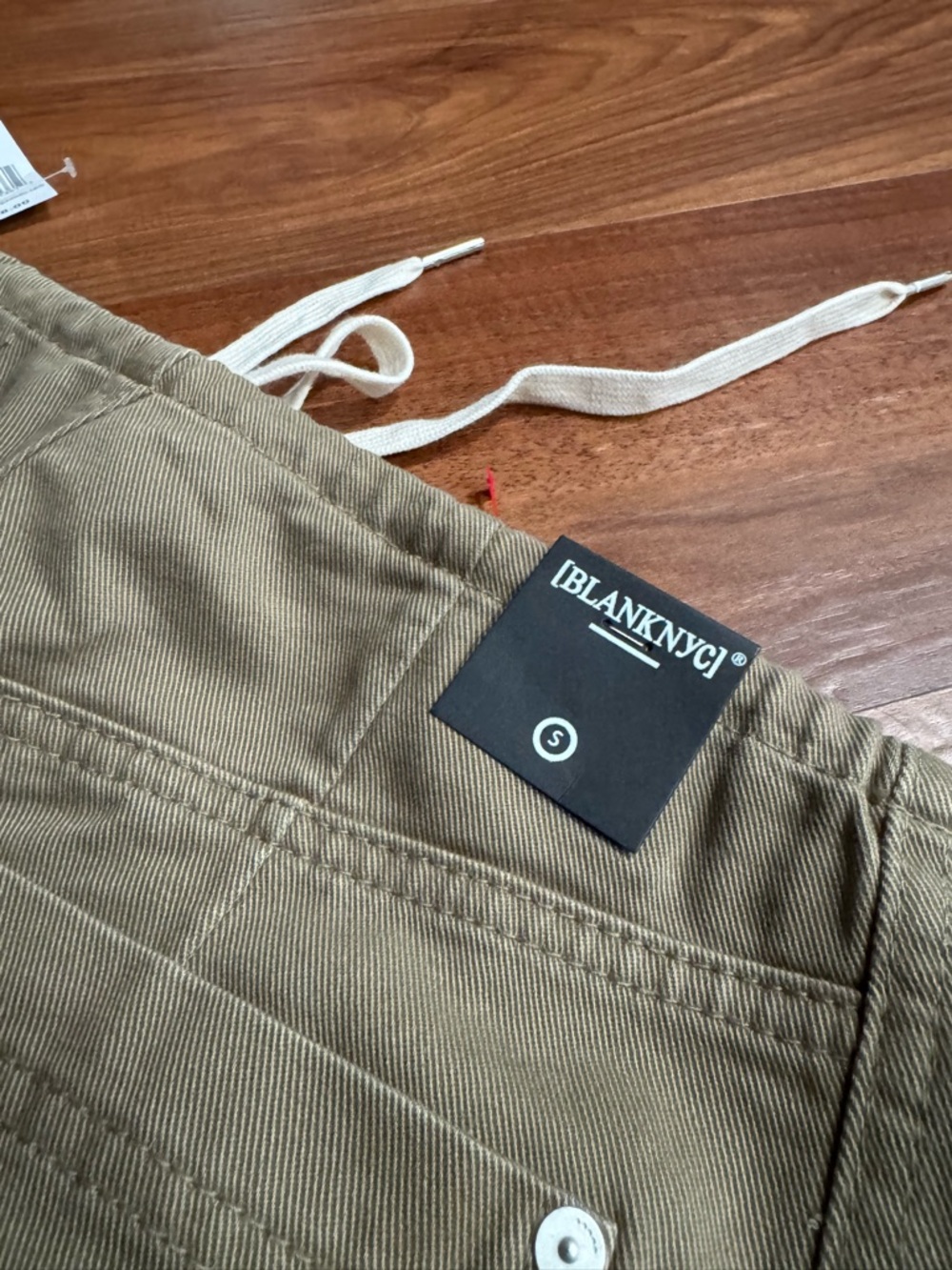 BLANKNYC Barrel Leg Pants S Tan Drawstring High Rise Utility Wide Leg NWT - Picture 4 of 9